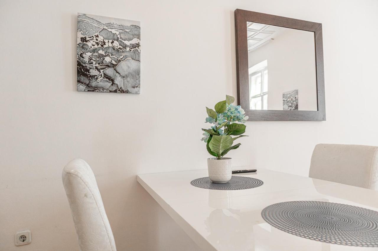 Central Belvedere 3Br Shared Apartment - 12 Min From City Center Viena Exterior foto