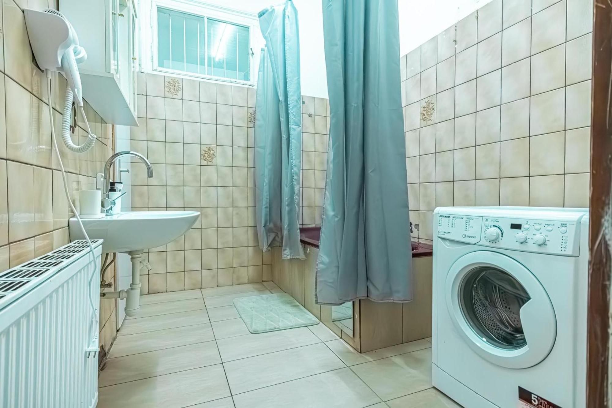 Central Belvedere 3Br Shared Apartment - 12 Min From City Center Viena Exterior foto